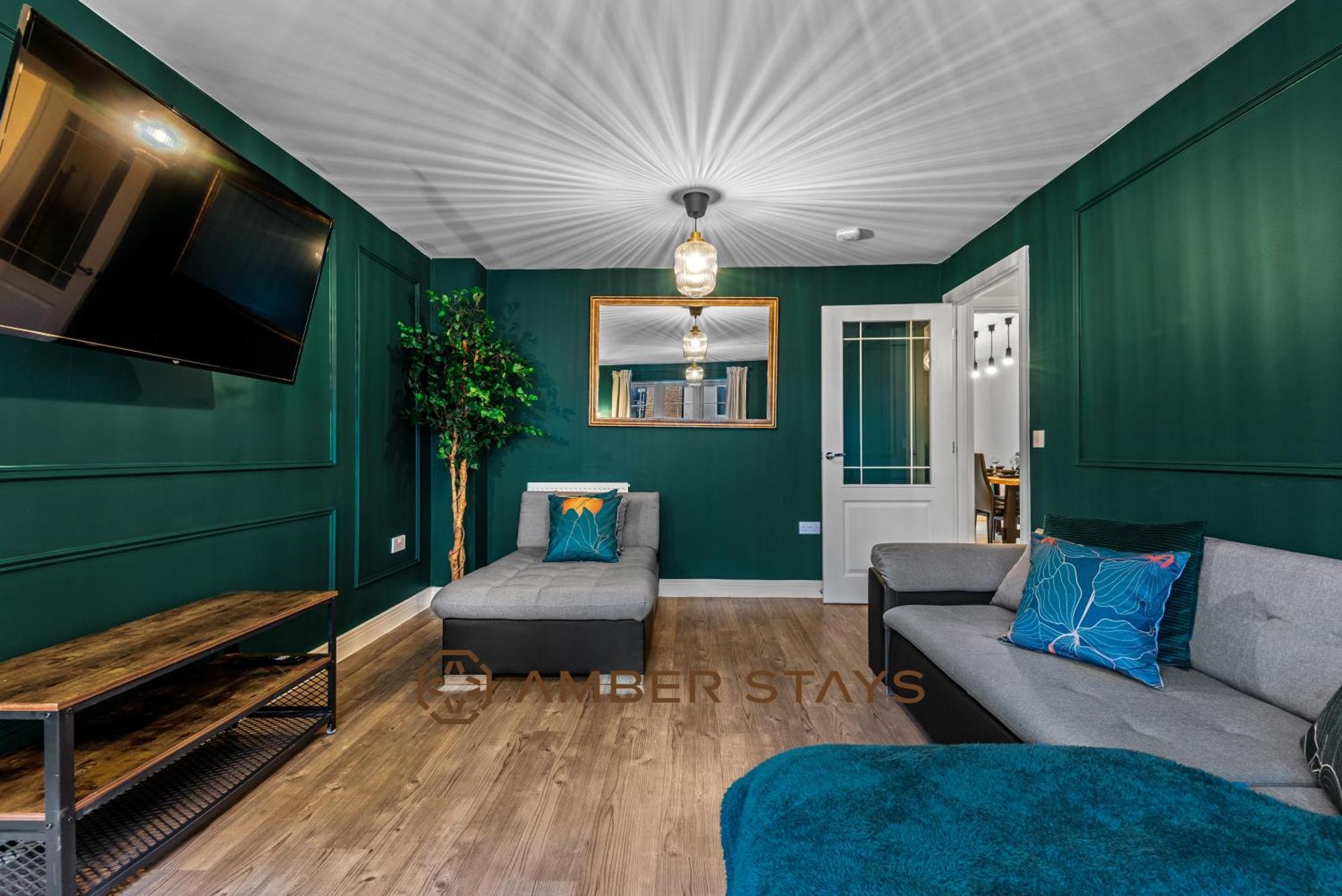 Spacious 5 Bed House In Reading By Amber Stays, Perfect For Business & Contractors, Sleeps 12! 外观 照片